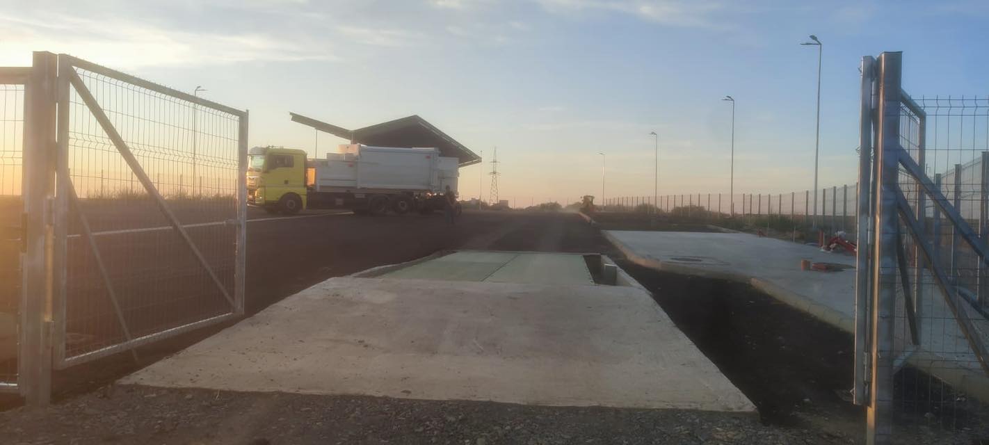 Primăria Fetești a primit containere noi pentru reciclare.